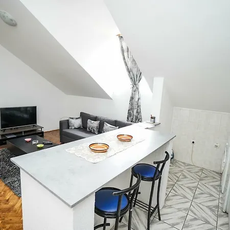 Gencic Apartment Kladovo